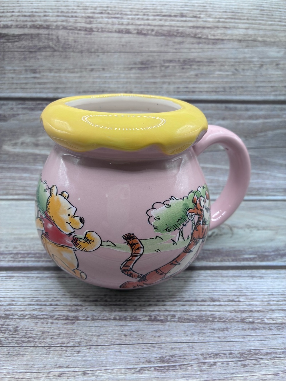 Winnie the Pooh & Friends Mug EUC